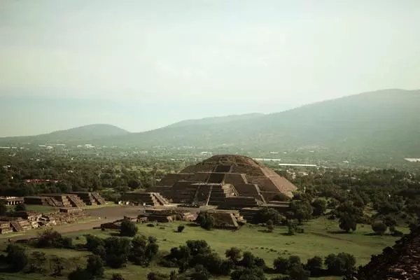 pyramide de teotihuacan dans l'Etat de Mexico